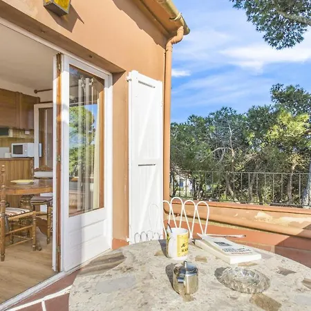 Est Benet - * Calella De Palafrugell