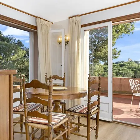 Apartamento Est Benet - *